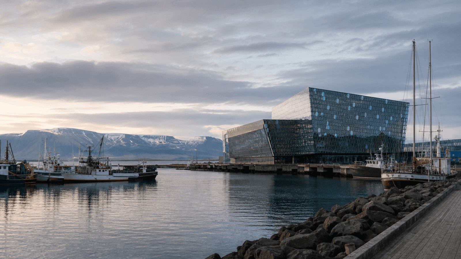 Alter Hafen, Harpa und Waterfront