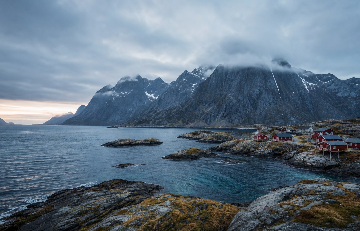 Lofoten oder Norwegen-Fjorde: Welche Reise passt besser?